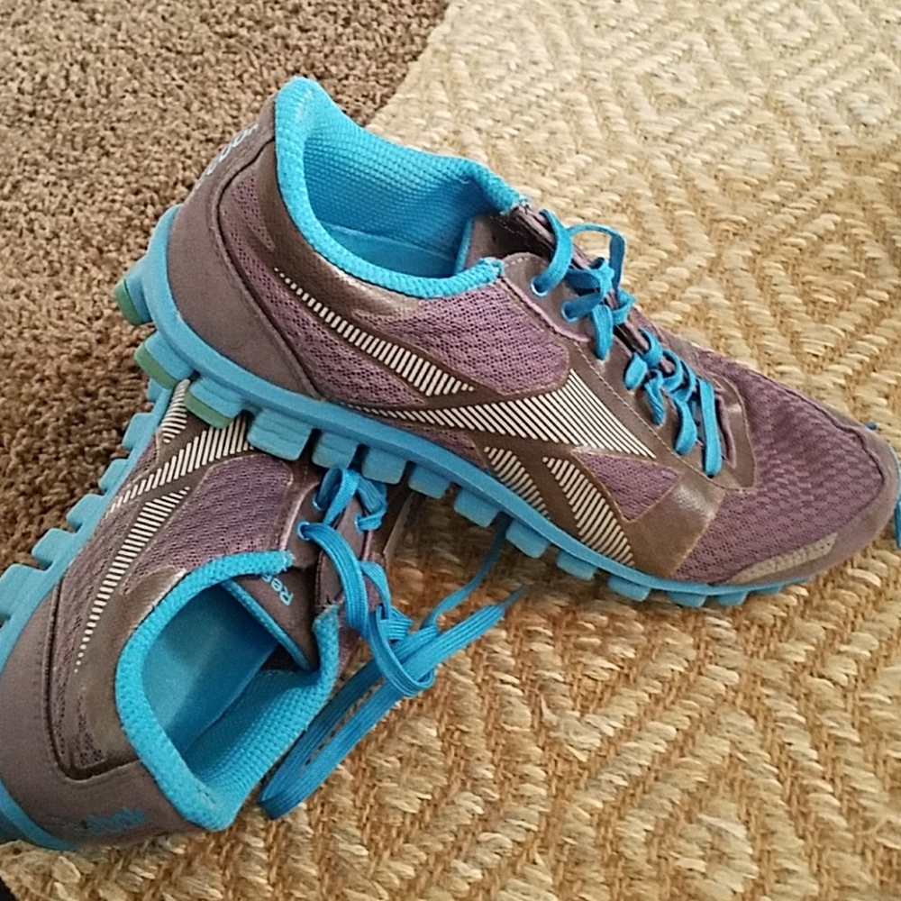 Womens Reebok - Picture 2 of 2